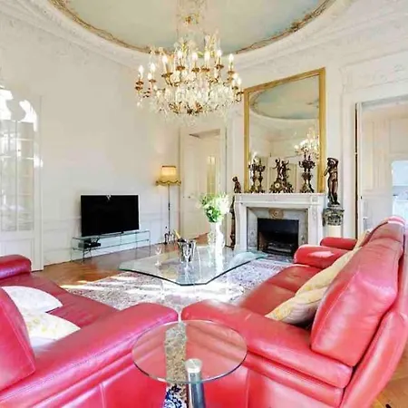 Champs élysées : 200 M2 Avec Balcon Apartamento París